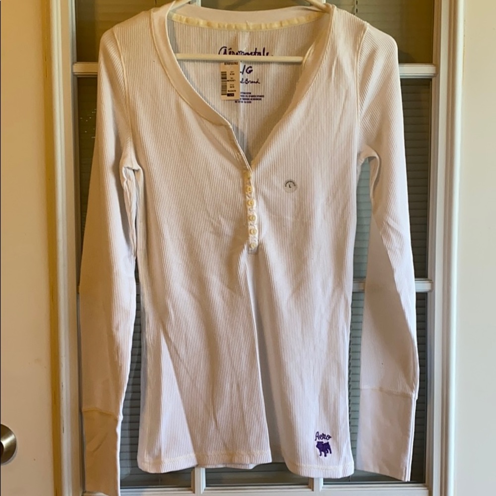 Aeropostale Long Sleeve T-shirt NWT